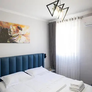 Hotel Tier, Tirana